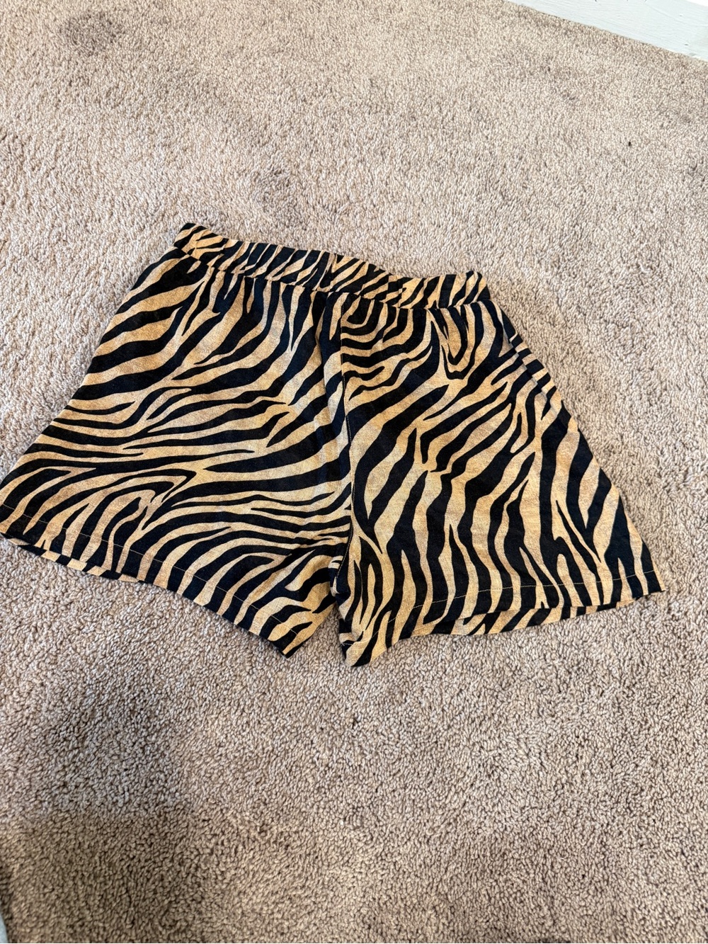 ELIE ELIE TAHARI Tiger Print 100% Linen shorts size small - Picture 8 of 16
